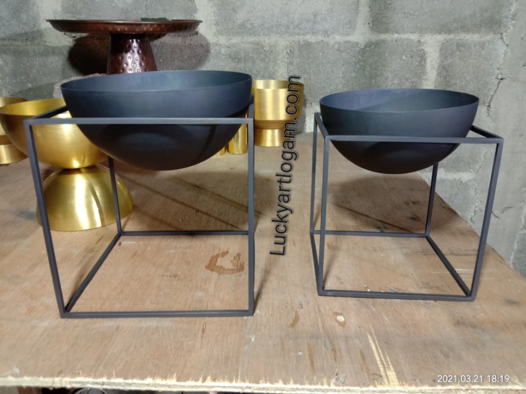 Bowl tembaga dan kuningan