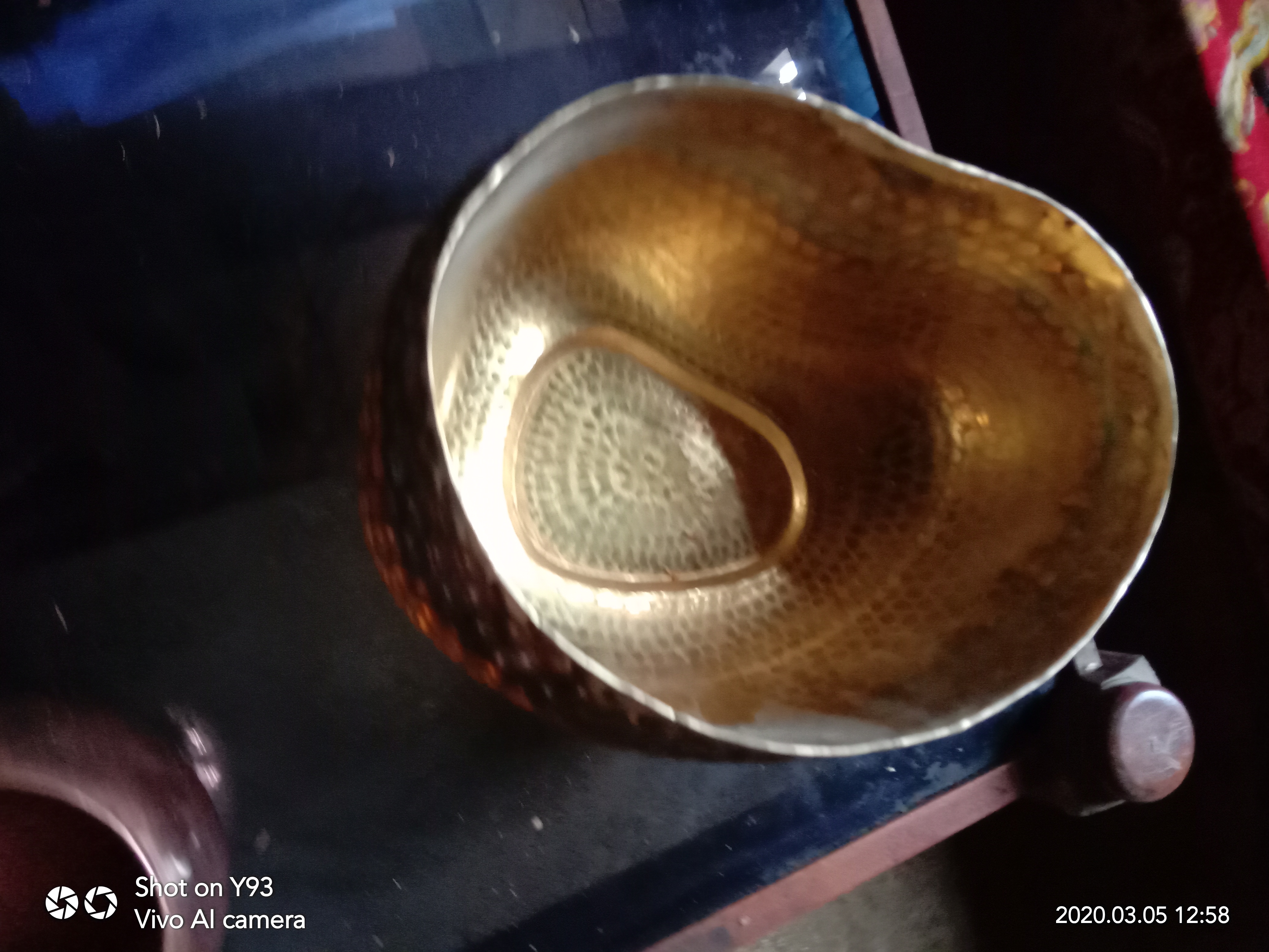 Bowl tembaga dan kuningan